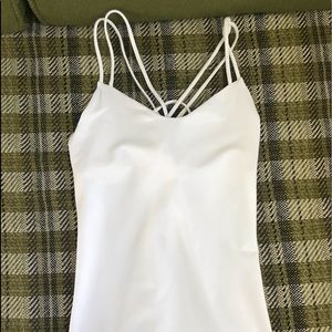 Lululemon Tank W/shelf bra